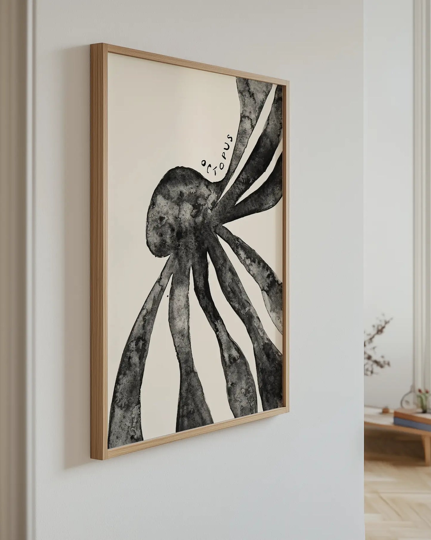 Wallart of an octopus on a white wall